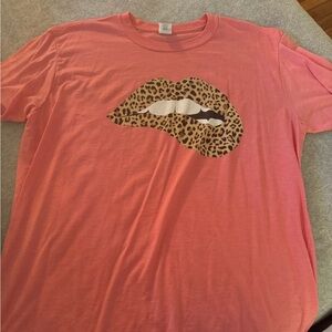 Cheetah Lip tee